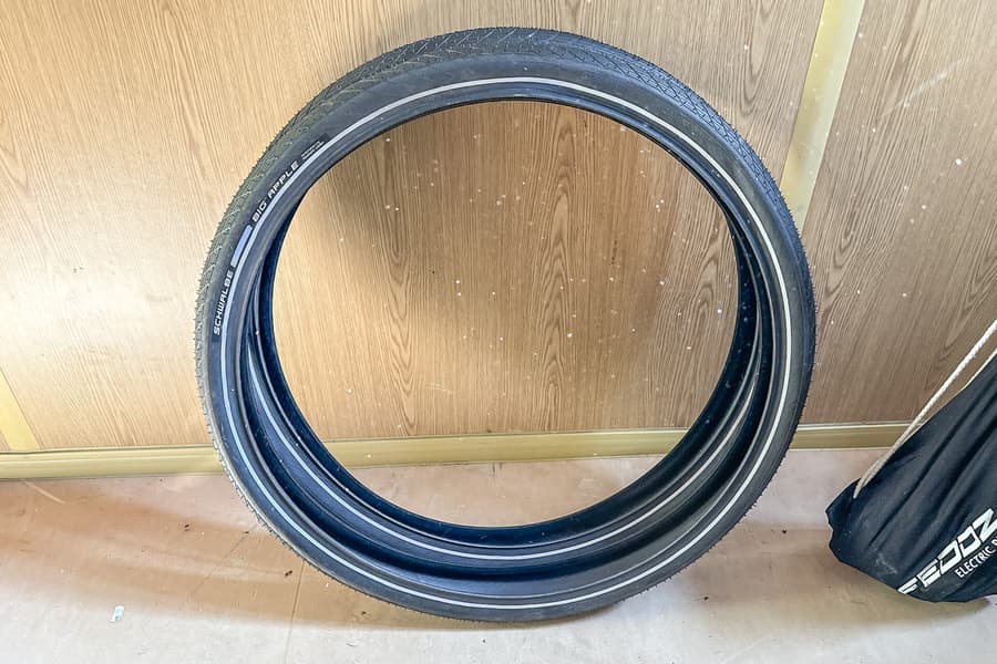 2 Fahrradreifen Schwalbe 28x2,35